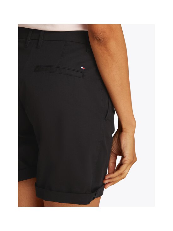 Tommy Hilfiger Curve - Lühikesed püksid Blend Chino - BDS BLACK - photo 5 Tommy Hilfiger Curve - Lühikesed püksid Blend Chino - BDS BLACK | Stockmann - photo 5