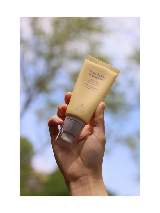 Haruharu Wonder - Black Rice Moisture Airyfit Daily Sunscreen SPF50+ -aurinkosuojavoide - NOCOL | Stockmann - photo 5
