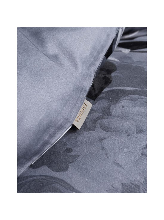 Essenza - Floor gultas veļas komplekts 150 x 210 cm + 50 x 60 cm - 685 GLOBAL GREY - photo 3 Essenza - Floor gultas veļas komplekts 150 x 210 cm + 50 x 60 cm - 685 GLOBAL GREY | Stockmann - photo 3