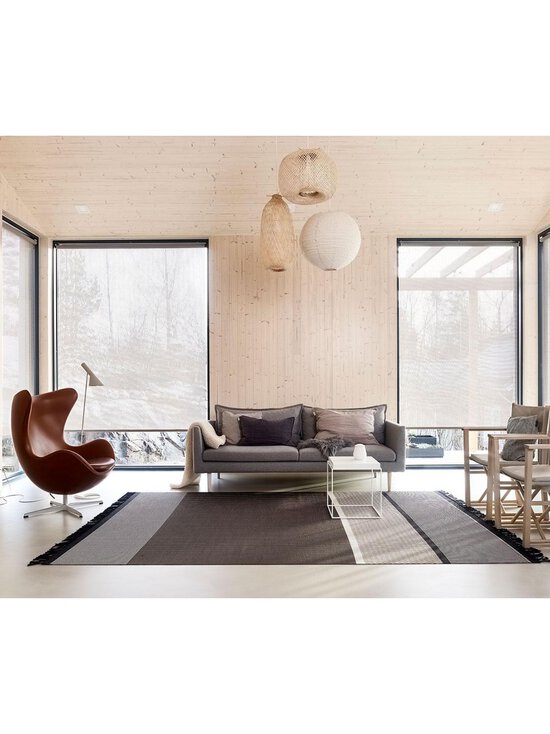 Woodnotes - San Francisco -matto 170 x 240 cm - MUSTA,RUSKEA,SININEN - photo 3 Woodnotes - San Francisco -matto 170 x 240 cm - MUSTA,RUSKEA,SININEN | Stockmann - photo 3
