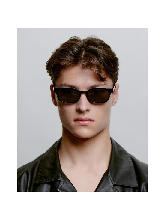 A.KJÆRBEDE - Charlie-aurinkolasit - BLACK | Stockmann - photo 4