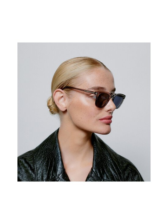 A.KJÆRBEDE - Bate-aurinkolasit - GREY TRANSPARENT | Stockmann - photo 7