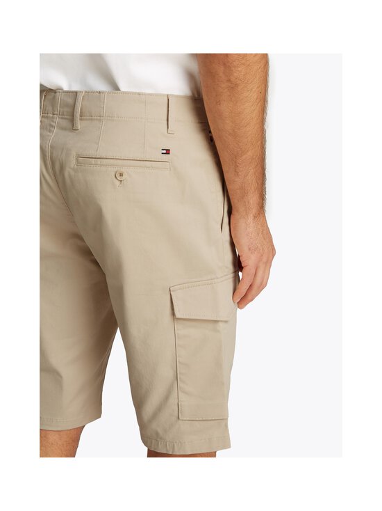 Tommy Hilfiger - Lühikesed püksid John Cargo 1985 - ACI CLASSIC BEIGE - photo 6 Tommy Hilfiger - Lühikesed püksid John Cargo 1985 - ACI CLASSIC BEIGE | Stockmann - photo 6