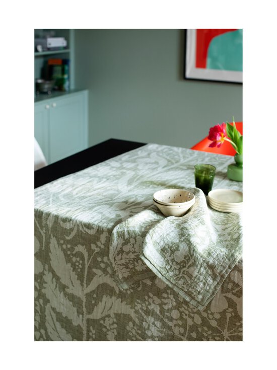 Lapuan Kankurit - Linane rätik Villiyrtit 48 x 70 cm - 4 WHITE-OLIVE - photo 2 Lapuan Kankurit - Linane rätik Villiyrtit 48 x 70 cm - 4 WHITE-OLIVE | Stockmann - photo 2