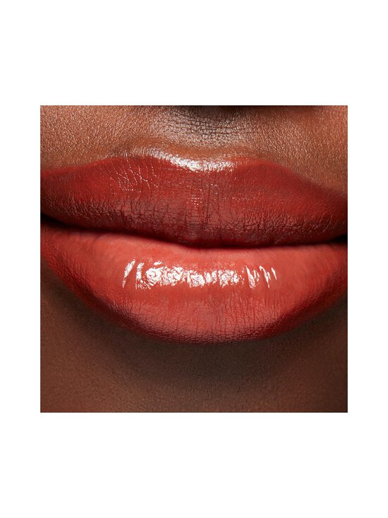 MAC - Lustreglass Lipstick -huulipuna - CHILI POPPER - photo 3 MAC - Lustreglass Lipstick -huulipuna - CHILI POPPER | Stockmann - photo 3