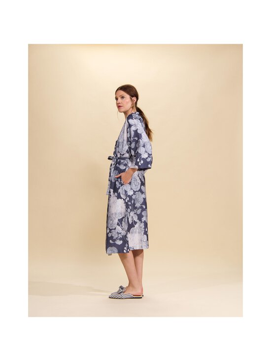 Essenza - Ilona Eunice Kimono -satiiniaamutakki - NIGHTSHADOW BLUE | Stockmann - photo 4