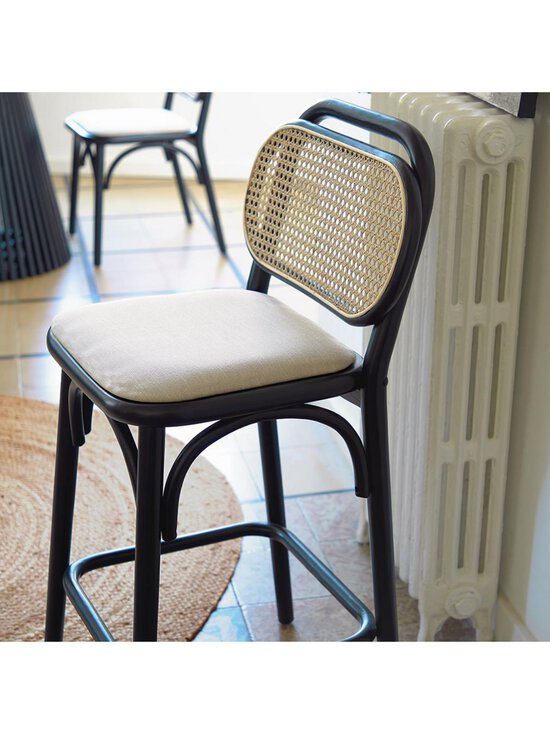 Kave Home - Doriane-baarijakkara musta jalava K 65 cm - BEIGE | Stockmann - photo 6