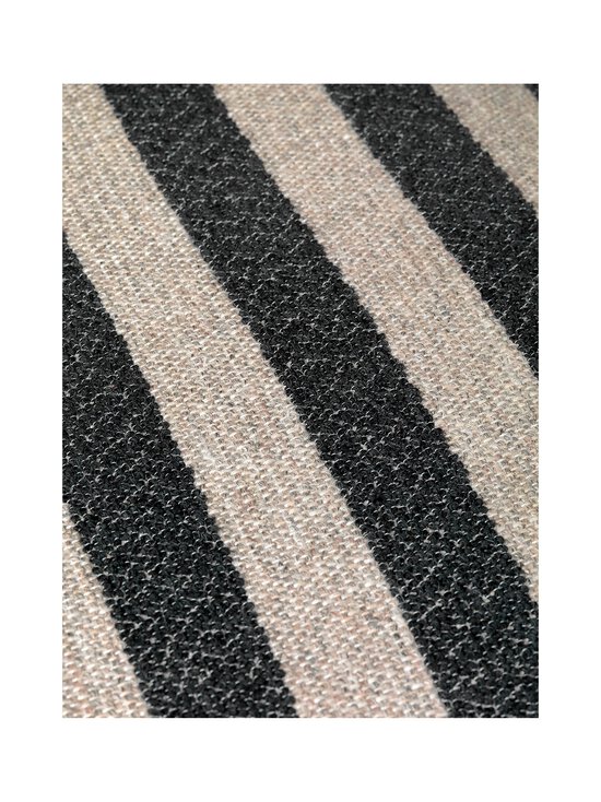 Ferm Living - Rico Lounge Louisiana -nojatuoli - LOUISIANA - SAND/BLACK - photo 2 Ferm Living - Rico Lounge Louisiana -nojatuoli - LOUISIANA - SAND/BLACK | Stockmann - photo 2