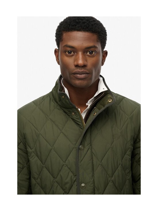 Superdry - Quilted Estate stepēts mētelis - 1KM SURPLUS GOODS OLIVE GREEN - photo 5 Superdry - Quilted Estate stepēts mētelis - 1KM SURPLUS GOODS OLIVE GREEN | Stockmann - photo 5