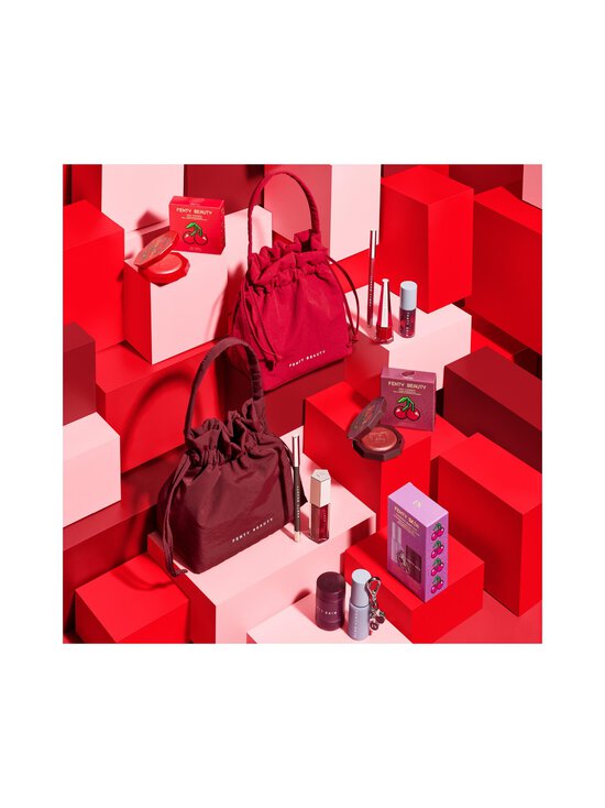 Fenty Beauty - Sweet Cherriez Limited Edition Hot Cheeks Velour Blushlighter -poskipuna - CHERRY POP - photo 6 Fenty Beauty - Sweet Cherriez Limited Edition Hot Cheeks Velour Blushlighter -poskipuna - CHERRY POP | Stockmann - photo 6