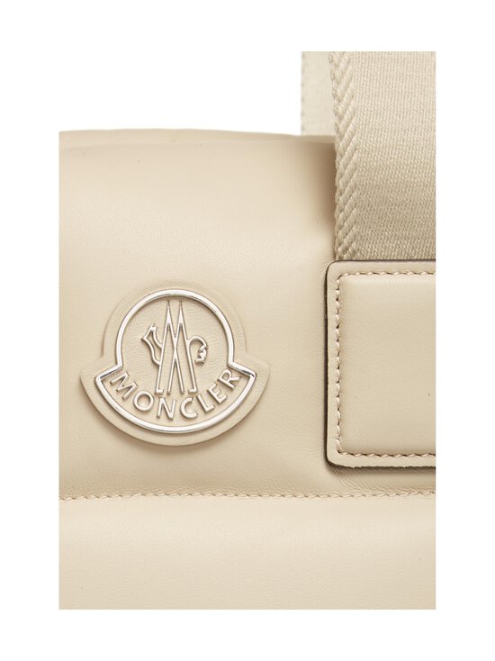 Moncler - Mini Caradoc -vettähylkivä laukku, untuvatäyte - 20J BEIGE - photo 4 Moncler - Mini Caradoc -vettähylkivä laukku, untuvatäyte - 20J BEIGE | Stockmann - photo 4