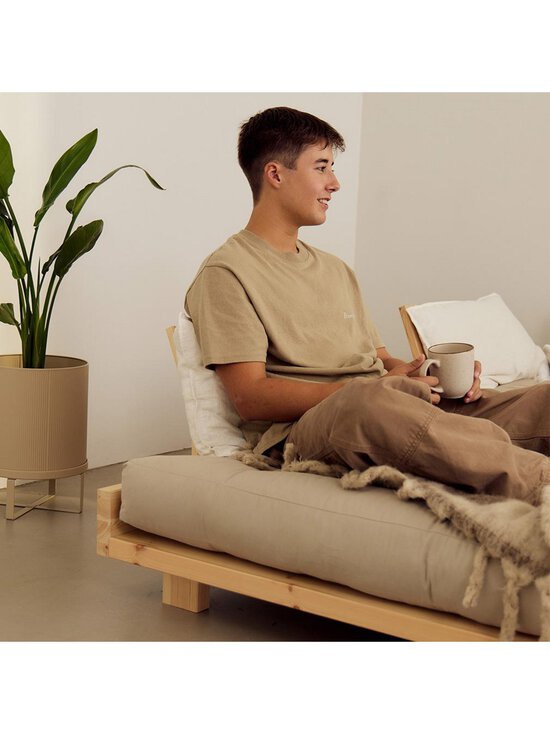 Karup - Social-vuodesohva 4 selkänojaa + 2 sivupöytää ruskea/mänty 140 x 200 cm - BEIGE | Stockmann - photo 4