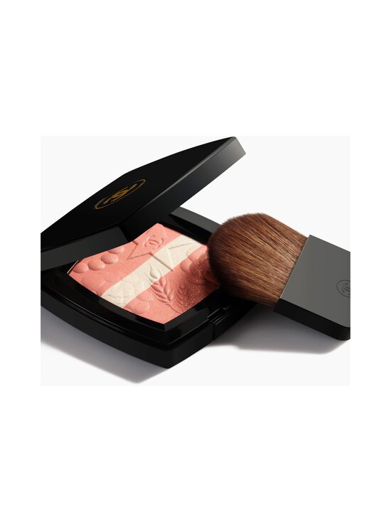 CHANEL - LES SIGNES DE CHANEL Illuminating Powder Blush - PECHE LUMIERE | Stockmann - photo 2