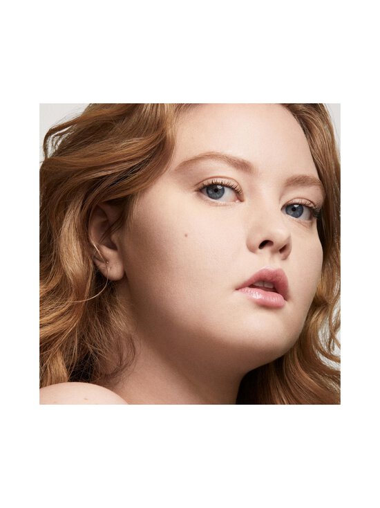 Fenty Beauty - Pro Filt'r Soft Matte Powder Foundation Powder -meikkipuuteri - 140 - photo 3 Fenty Beauty - Pro Filt'r Soft Matte Powder Foundation Powder -meikkipuuteri - 140 | Stockmann - photo 3
