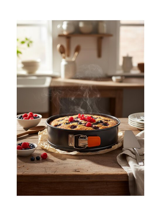 Le Creuset - Round Springform Cake Pan -irtopohjavuoka - BLACK | Stockmann - photo 9