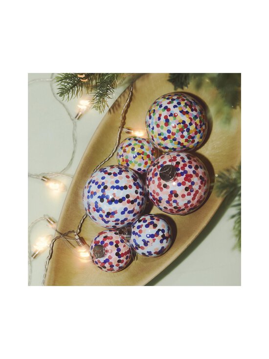 Alessi - Proust 3 rotājums bumba 9 cm - MULTICO - photo 2 Alessi - Proust 3 rotājums bumba 9 cm - MULTICO | Stockmann - photo 2