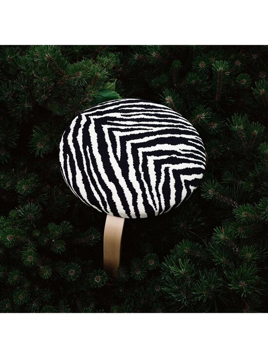 Artek - Jakkara 60 koivu / Zebra-kangas mustavalkoinen - BLACK | Stockmann - photo 2