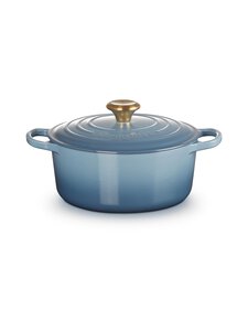 Le Creuset - Ümmargune malmpott Signature 4,2 l - CHAMBRAY Le Creuset - Ümmargune malmpott Signature 4,2 l - CHAMBRAY | Stockmann
