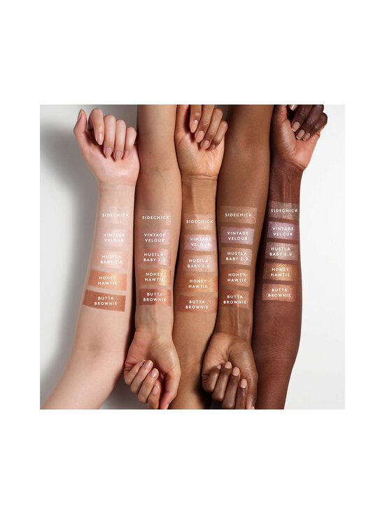 Fenty Beauty - Liquid Killawatt Fluid Freestyle Highlighter -korostuspuuteri - KILLAWATT 04 - photo 4 Fenty Beauty - Liquid Killawatt Fluid Freestyle Highlighter -korostuspuuteri - KILLAWATT 04 | Stockmann - photo 4