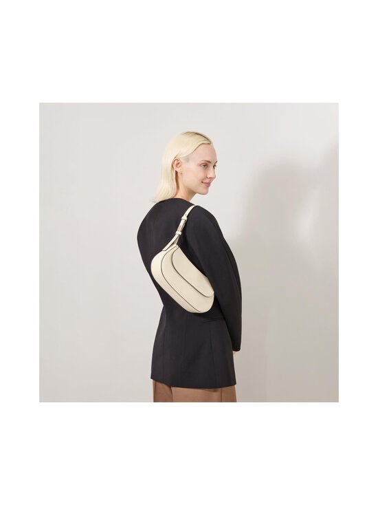 Mulberry - Clovelly Shoulder Bag Micro Classic Grain -nahkalaukku - H687 EGGSHELL - photo 6 Mulberry - Clovelly Shoulder Bag Micro Classic Grain -nahkalaukku - H687 EGGSHELL | Stockmann - photo 6