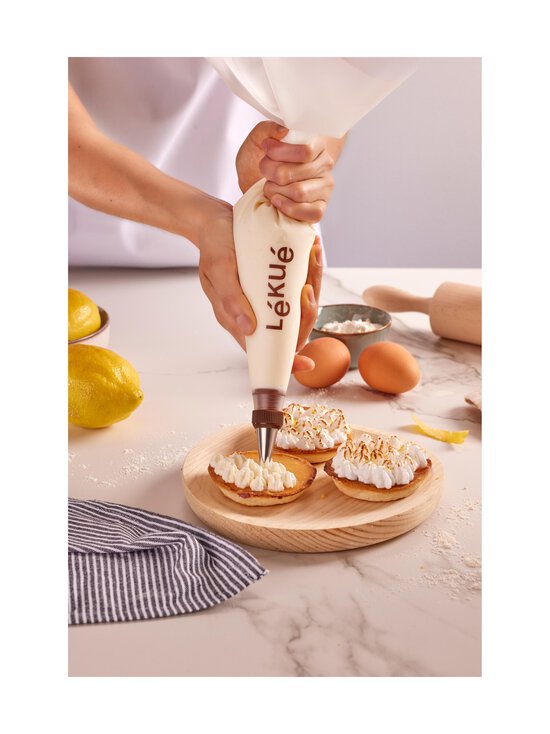 Lékué - Reusable Piping Bag Set konditorejas komplekts + 3 uzgaļi - TRANSPARENT - photo 5 Lékué - Reusable Piping Bag Set konditorejas komplekts + 3 uzgaļi - TRANSPARENT | Stockmann - photo 5