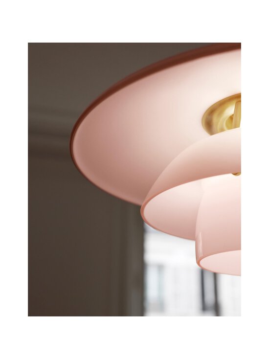 Louis Poulsen - PH 3½-3 Pale Rose -riippuvalaisin - ROSE - photo 5 Louis Poulsen - PH 3½-3 Pale Rose -riippuvalaisin - ROSE | Stockmann - photo 5