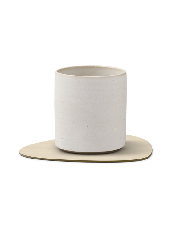 Lind DNA - Corduroy Curve glāžu paliktnis 11 x 13 cm - VANILLA - photo 3 Lind DNA - Corduroy Curve glāžu paliktnis 11 x 13 cm - VANILLA | Stockmann - photo 3