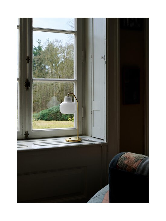 Louis Poulsen - VL Ring Crown -pöytävalaisin - BRASS/OPAL GLASS | Stockmann - photo 5