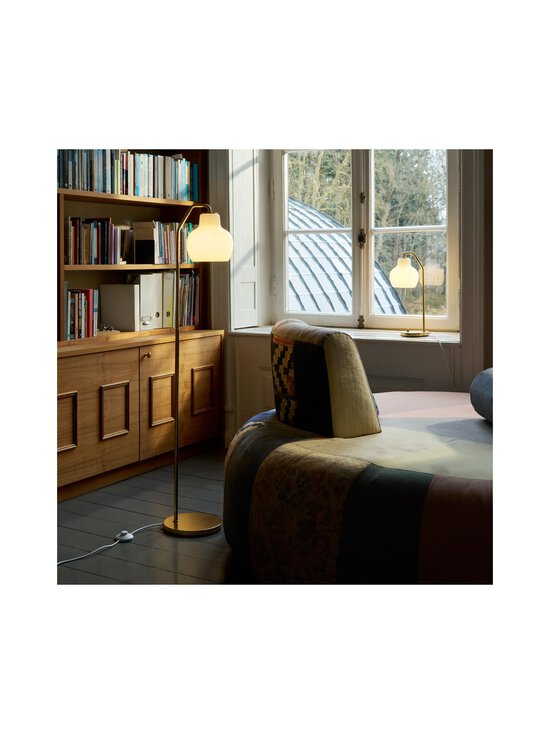 Louis Poulsen - VL Ring Crown -pöytävalaisin - BRASS/OPAL GLASS | Stockmann - photo 8