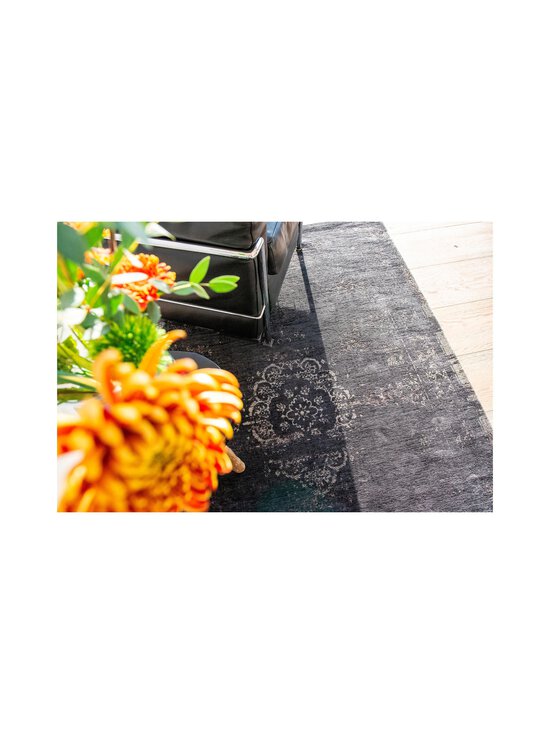 Louis de Poortere - Fading World Medallion -matto - 108263 MINERAL BLACK - photo 4 Louis de Poortere - Fading World Medallion -matto - 108263 MINERAL BLACK | Stockmann - photo 4