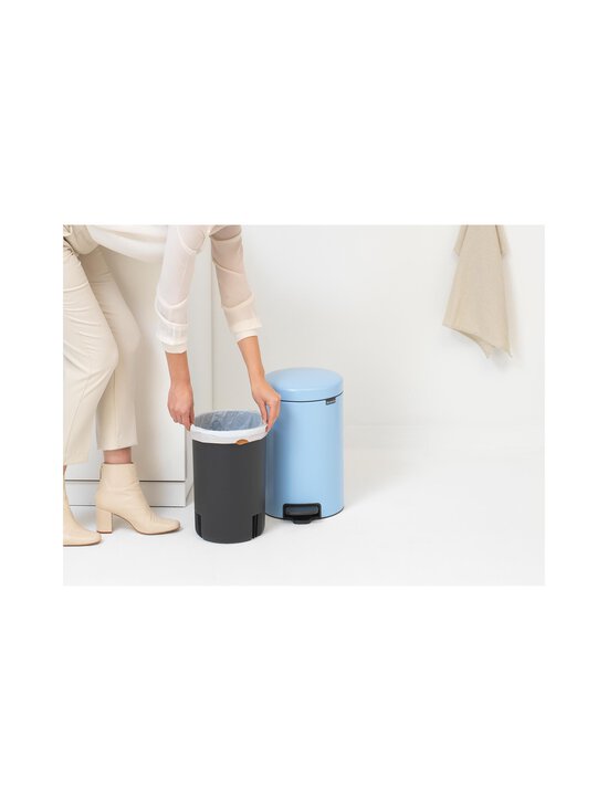 Brabantia - NewIcon-poljinroskakori 12 l - DREAMY BLUE - photo 8 Brabantia - NewIcon-poljinroskakori 12 l - DREAMY BLUE | Stockmann - photo 8