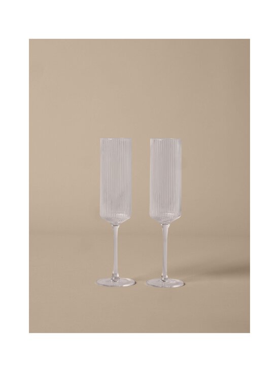 Ferm Living - Ripple Champagne šampanieša glāzes 2 gab. - CLEAR - photo 2 Ferm Living - Ripple Champagne šampanieša glāzes 2 gab. - CLEAR | Stockmann - photo 2