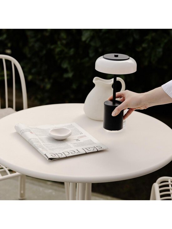 Nuura - Blossi Mini -pöytävalaisin ladattava musta / opaali - BLACK | Stockmann - photo 4