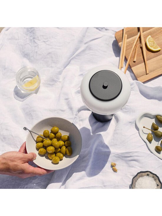 Nuura - Blossi Mini -pöytävalaisin ladattava musta / opaali - BLACK | Stockmann - photo 16