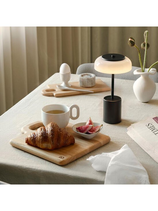 Nuura - Blossi Mini -pöytävalaisin ladattava musta / opaali - BLACK | Stockmann - photo 9