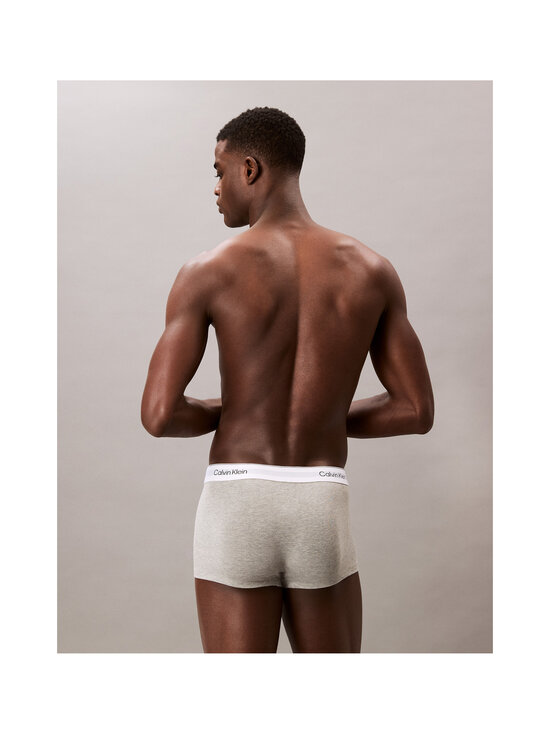 Calvin Klein Underwear - Low Rise Trunk bokseršorti 3 gab. - MP1 GREY HEATHER/WHITE/BLACK - photo 1 Calvin Klein Underwear - Low Rise Trunk bokseršorti 3 gab. - MP1 GREY HEATHER/WHITE/BLACK | Stockmann - photo 1
