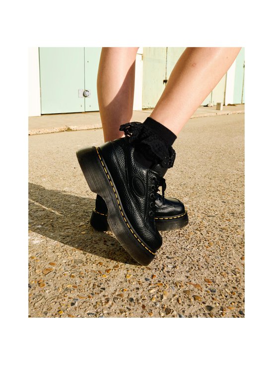 Dr. Martens - Buzz 5-Eye Milled Nappa Leather -kävelykengät - BLACK - photo 5 Dr. Martens - Buzz 5-Eye Milled Nappa Leather -kävelykengät - BLACK | Stockmann - photo 5