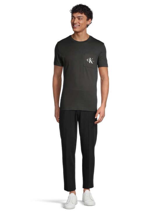 Calvin Klein Jeans - Core Monologo Pocket -paita - BEH BLACK - photo 2 Calvin Klein Jeans - Core Monologo Pocket -paita - BEH BLACK | Stockmann - photo 2