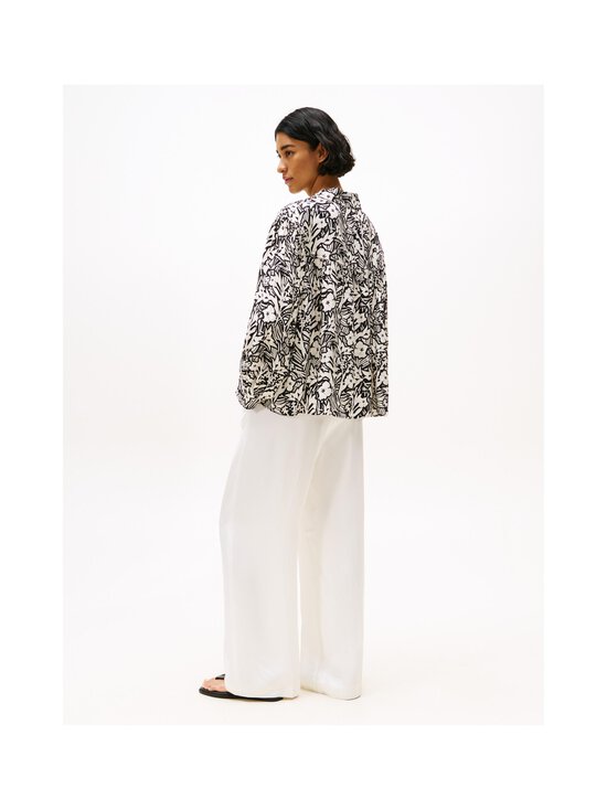 Tommy Hilfiger - Viscose Jacquard -paitapusero - 02S TROPICAL FLORAL/ BLACK - photo 3 Tommy Hilfiger - Viscose Jacquard -paitapusero - 02S TROPICAL FLORAL/ BLACK | Stockmann - photo 3