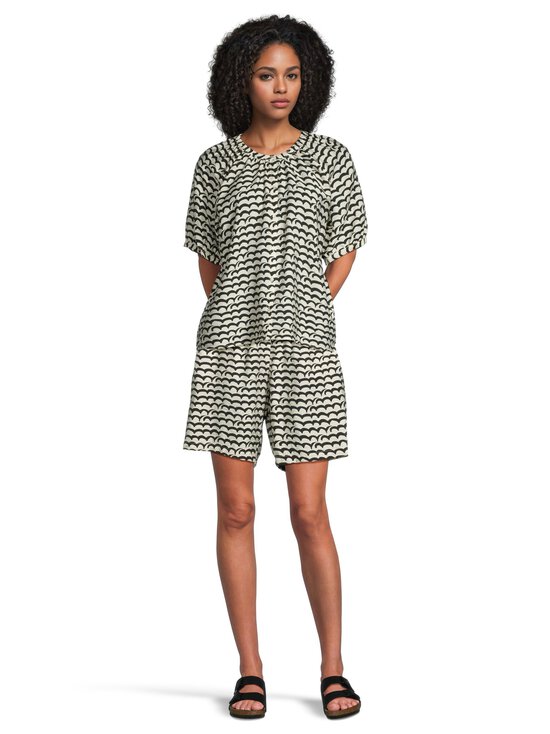 NOOM - Šortsid Tiara - BLACK/OFFWHITE WAVE PRINT | Stockmann - photo 3