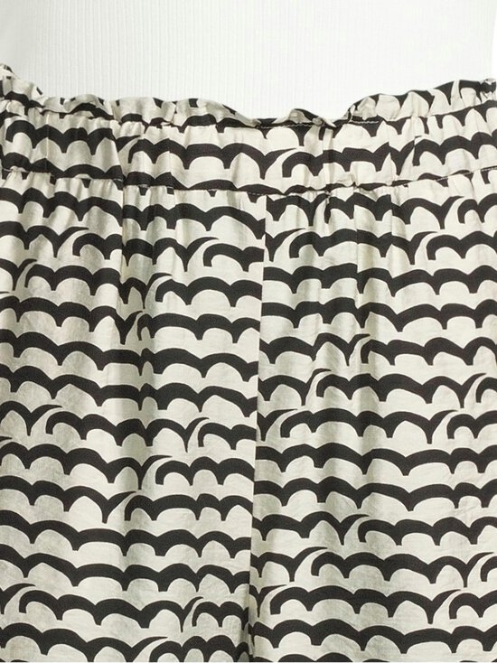 NOOM - Šortsid Tiara - BLACK/OFFWHITE WAVE PRINT | Stockmann - photo 6