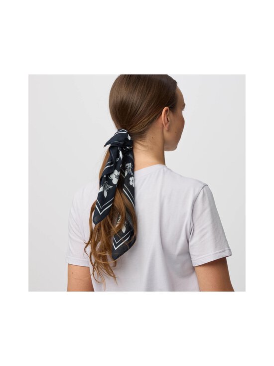 Fjällräven - Fjällblomster Bandana -huivi - 555 DARK NAVY | Stockmann - photo 5