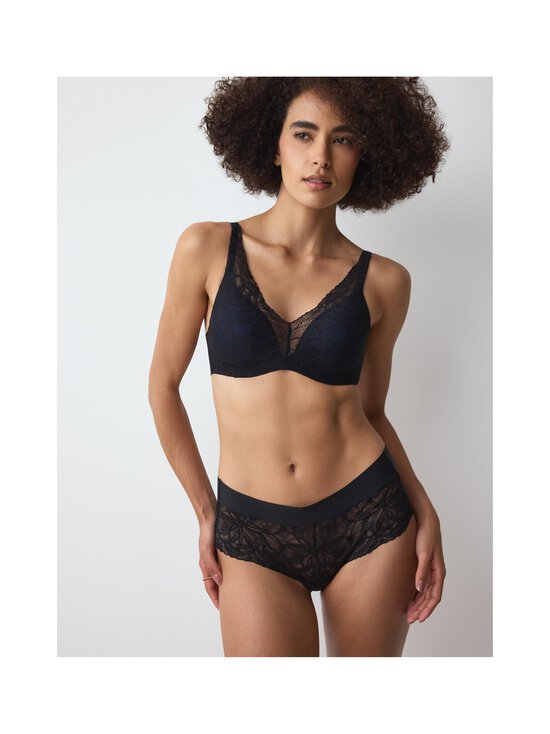 Triumph - Body Make-Up Illusion Lace -rintaliivit - 0004 BLACK | Stockmann - photo 2