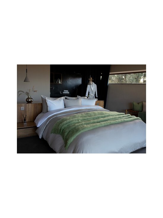 Balmuir - Castelle-satiinipussilakana 150 x 210 cm - 100 WHITE - photo 2 Balmuir - Castelle-satiinipussilakana 150 x 210 cm - 100 WHITE | Stockmann - photo 2