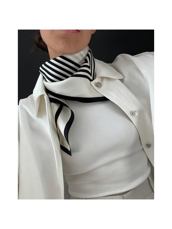 lescarf - Siidisall No. 1 - CREAM - photo 3 lescarf - Siidisall No. 1 - CREAM | Stockmann - photo 3