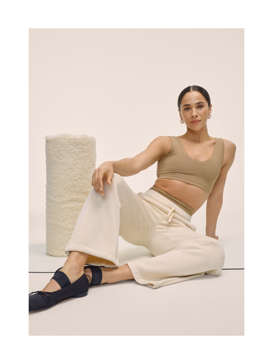 Casall - Peachy Straight Leg -housut - 033 LAMB WHITE | Stockmann - photo 5