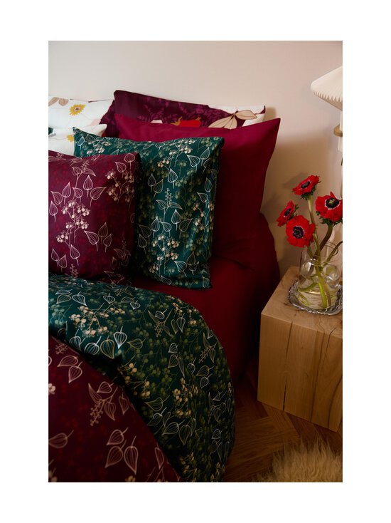 Finlayson - Mustikka-pussilakanasetti 150 x 210 + 50 x 60 cm - DARK GREEN - photo 3 Finlayson - Mustikka-pussilakanasetti 150 x 210 + 50 x 60 cm - DARK GREEN | Stockmann - photo 3