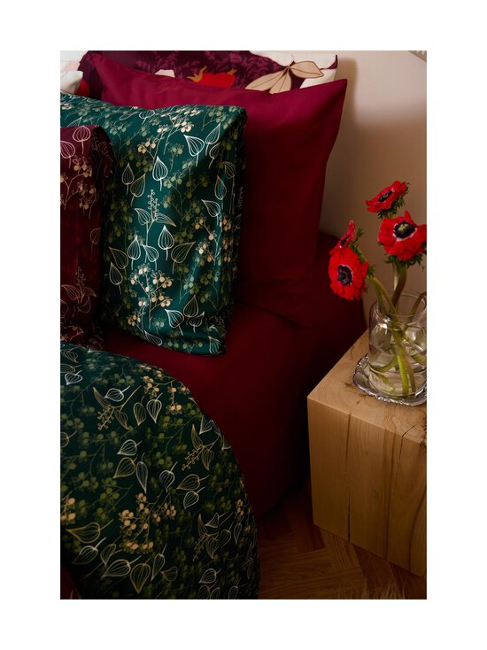Finlayson - Mustikka-pussilakanasetti 150 x 210 + 50 x 60 cm - DARK GREEN - photo 4 Finlayson - Mustikka-pussilakanasetti 150 x 210 + 50 x 60 cm - DARK GREEN | Stockmann - photo 4