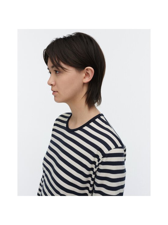 Marimekko - Katju Tasaraita naktskrekls - 900 DARK NAVY, OFF WHITE - photo 5 Marimekko - Katju Tasaraita naktskrekls - 900 DARK NAVY, OFF WHITE | Stockmann - photo 5