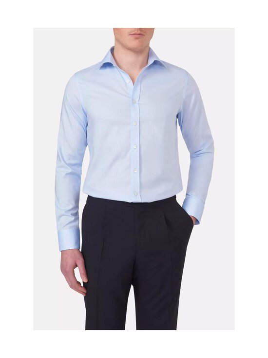 Oscar Jacobson - Slim Fit Cut Away Banker -kauluspaita - 299 LIGHT BLUE - photo 2 Oscar Jacobson - Slim Fit Cut Away Banker -kauluspaita - 299 LIGHT BLUE | Stockmann - photo 2